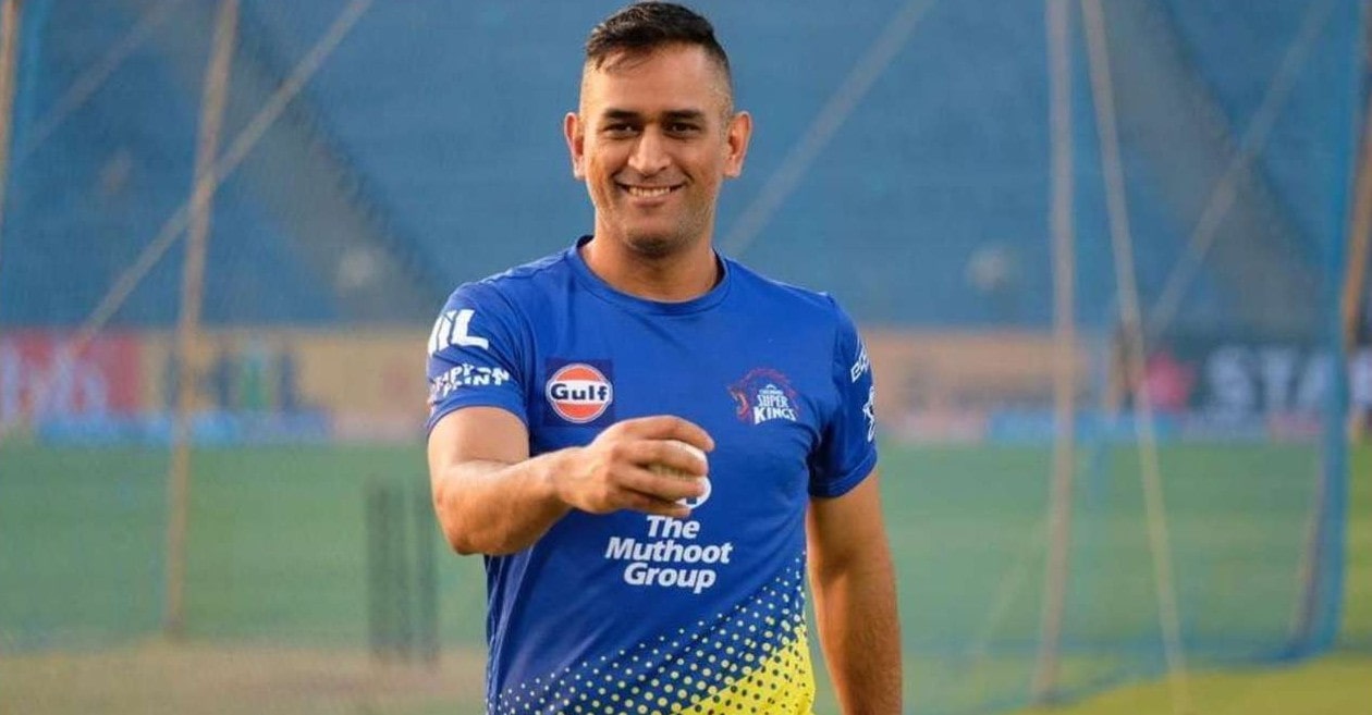 Throwback when MS Dhoni trolled a user who asked him to pay attention to batting rather than tweeting