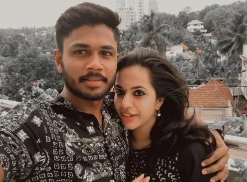 Sanju and his wife Charulatrha 3